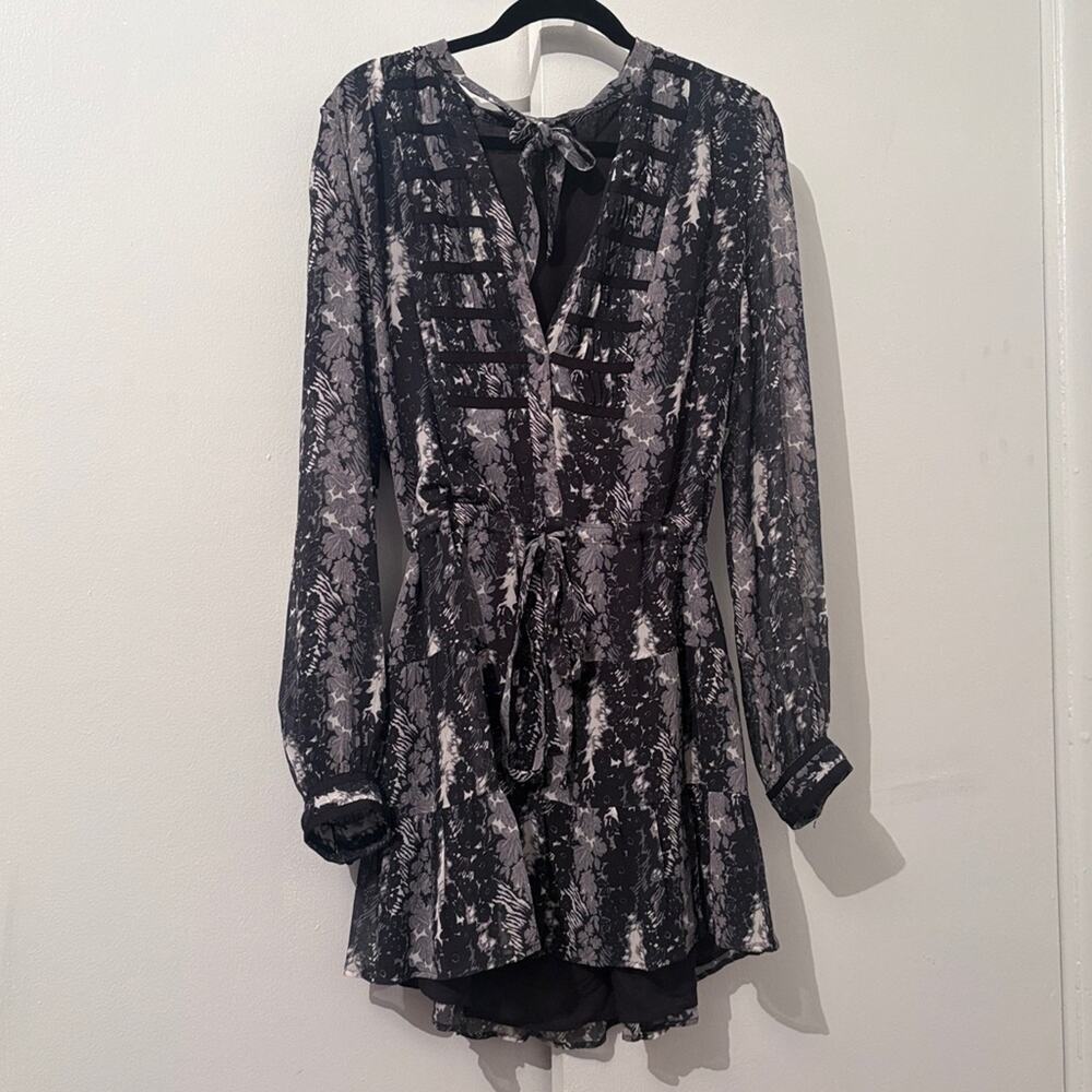 PAIGE Womens 100% Silk Black Gray Abstract Long Sleeve Mini Dress Sz L Tie Neck